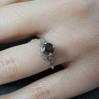 14K White Gold Art Deco High Set Garnet Filigree Ring Size 4.75