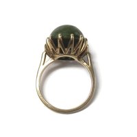 Estate 10K Yellow Gold Nephrite Jade Ring Size 6
