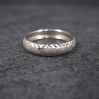 Vintage 14K White Gold Starburst Wedding Band | Size 5 Stacking Ring | Retro Gold Bridal Jewelry