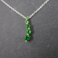 90s Vintage 10K Chrome Diopside Journey Pendant Necklace