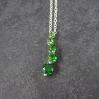 90s Vintage 10K Chrome Diopside Journey Pendant Necklace