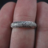 Vintage 14K White Gold Starburst Wedding Band | Size 5 Stacking Ring | Retro Gold Bridal Jewelry