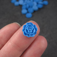 Blue Resin Flowers 12mm