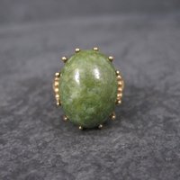 Estate 10K Yellow Gold Nephrite Jade Ring Size 6