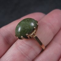 Estate 10K Yellow Gold Nephrite Jade Ring Size 6