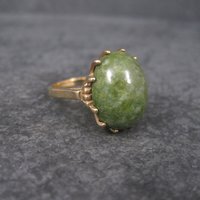 Estate 10K Yellow Gold Nephrite Jade Ring Size 6