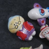 Destash Vintage Resin Kitsch Pins People Elephant Kitten Airplane