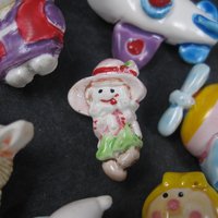 Destash Vintage Resin Kitsch Pins People Elephant Kitten Airplane