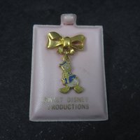 Vintage Licensed Disney Enamel Donald Duck Lapel Pin