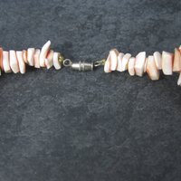 Vintage Coral Necklace 17 Inches