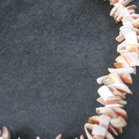 Vintage Coral Necklace 17 Inches