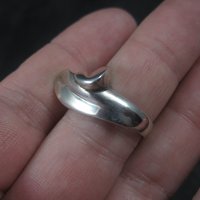 Vintage Sterling Flower Petal Crossover Ring Size 7