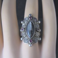 Vintage Sajen Black Mother of Pearl Ruby Ring Size 8