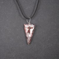 Vintage Carved Arrowhead Fetish Pendant Necklace