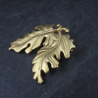 Vintage Danecraft Gold Tone Leaf Brooch