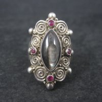 Vintage Sajen Black Mother of Pearl Ruby Ring Size 8