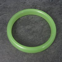 Small Vintage Green Peking Glass Bangle Bracelet 6.5 Inches