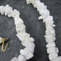 Vintage Howlite Nugget Bead Necklace 30 Inches
