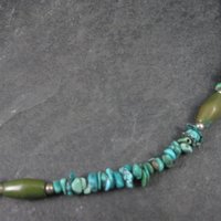 Vintage Turquoise Chip Necklace 16.5 Inches