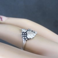 Vintage Sterling Black Hills Silver Leaf Ring Size 6