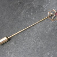 Dainty Art Deco 14K Spinel Stick Pin