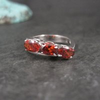 Vintage 10K White Gold Garnet Ring Size 6
