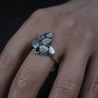 Vintage Black Hills Silver Leaf Ring