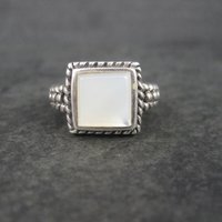 Vintage Sterling Silver Mother of Pearl Ring Size 7