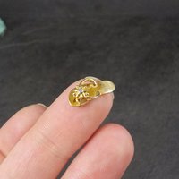 Small 10K Flip Flop Sandal Pendant