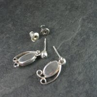 Dainty Southwestern Estate Sterling Turquoise Earrings