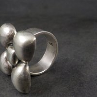 Chunky Vintage Sterling Dogwood Flower Ring Size 5.5