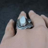 Southwestern Sterling Mother of Pearl Ring Size 6.75