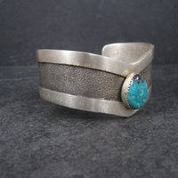 Vintage Navajo Sterling Tufa Turquoise Cuff Bracelet 6.75 Inches