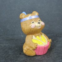1988 Hallmark Pilgrim Thanksgiving Bear Figurine NOS Merry Miniatures