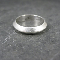 Vintage 4mm Sterling Tribal Band Ring Size 6