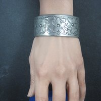 February Flower Birthday Cuff Bracelet Salisbury Pewter 6.5 Inches