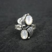 Vintage Southwestern Mother of Pearl Feather Ring