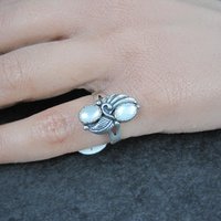 Vintage Southwestern Mother of Pearl Feather Ring