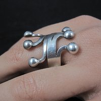 Unusual Vintage Sterling Modernist Ring Size 8