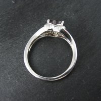 Sterling Silver Garnet Heart Ring Size 8