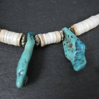 Southwestern Shell and Turquoise Necklace 19.5" Vintage Estate Jewelry