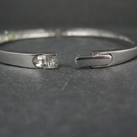 Sterling Silver Yellow Green Cz Bangle Bracelet 7 Inches