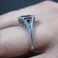 Vintage Filigree Garnet Solitaire Ring Size 5 Sterling Silver