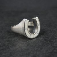 Vintage Sterling Silver Howlite Inlay Horseshoe Ring Size 8