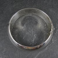 Vintage 1" Sterling Silver Bangle Bracelet 7 Inches Mexican Silver