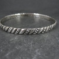 Vintage Mexican Sterling Bangle Bracelet 7.75"