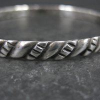 Vintage Mexican Sterling Bangle Bracelet 7.75"