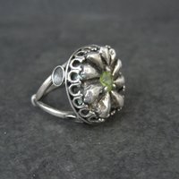 Vintage Sterling Peridot Flower Ring Size 6 Estate Silver