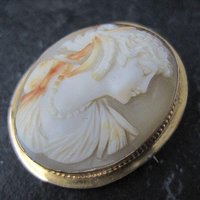 Vintage Gold Filled Carved Cameo Brooch