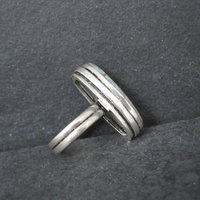 Vintage Sterling Silver Green Stone Ring Size 8